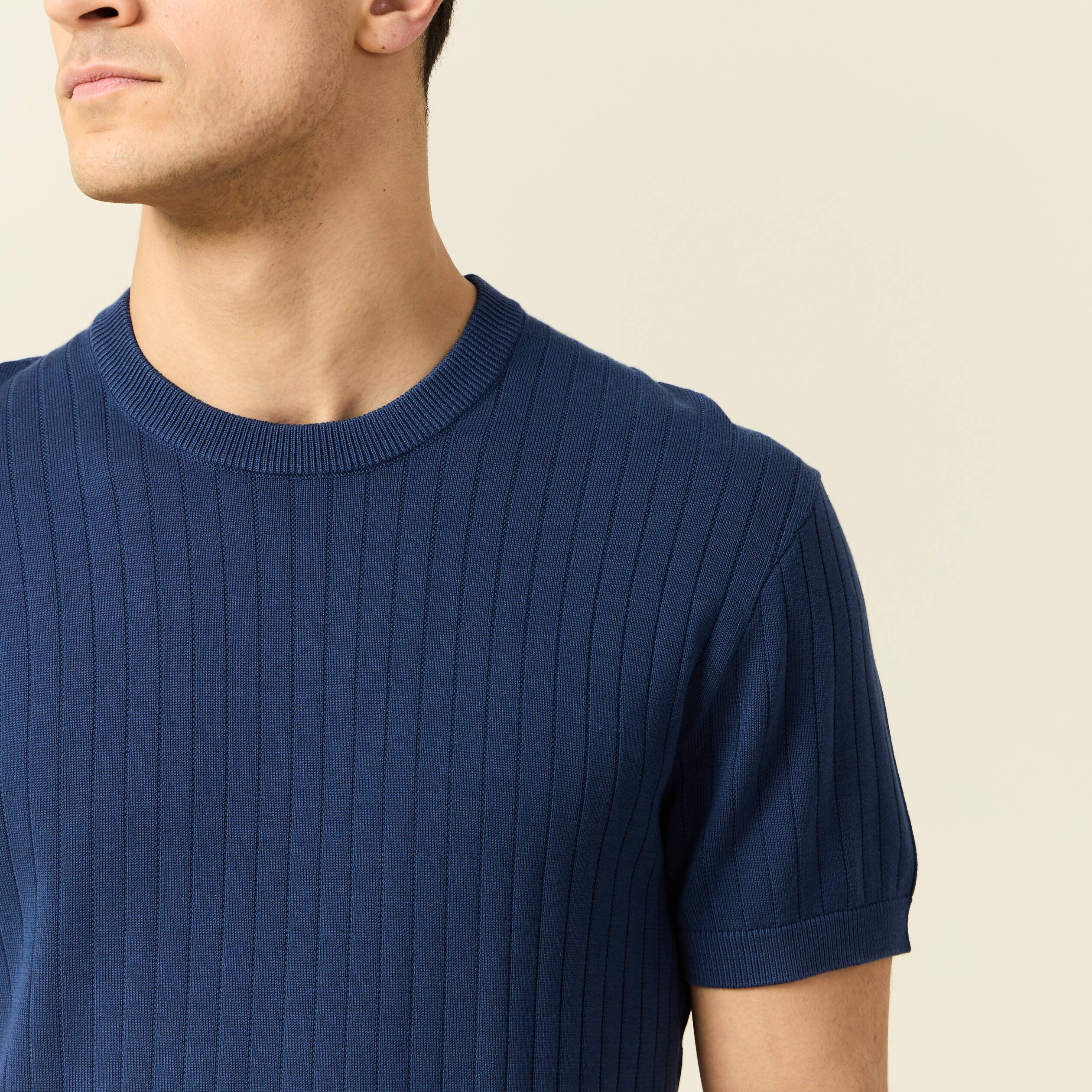 t shirt manches courtes bleu fonce homme T-shirt manches courtes bleu foncé homme