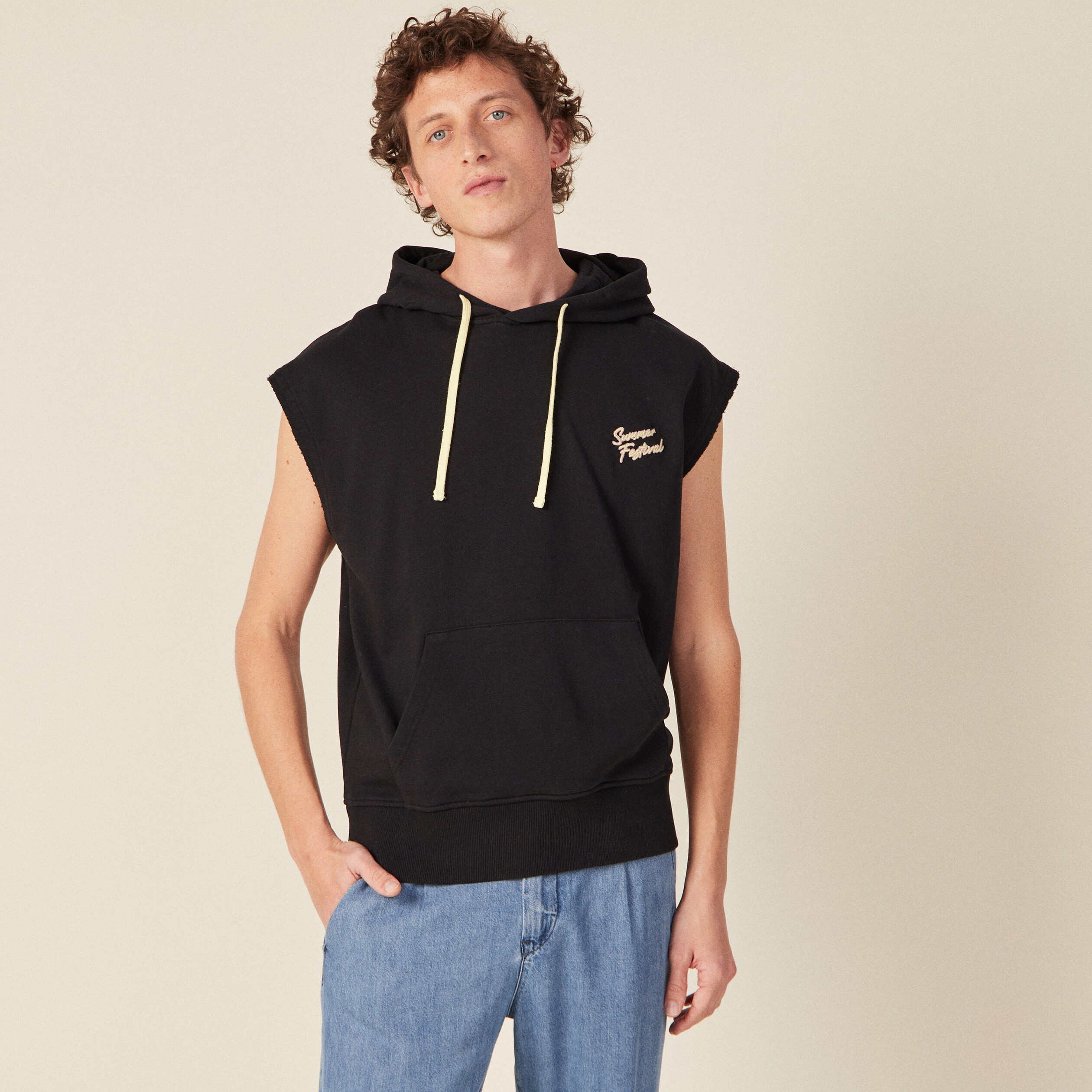 Sweat à capuche zippé sans manches homme