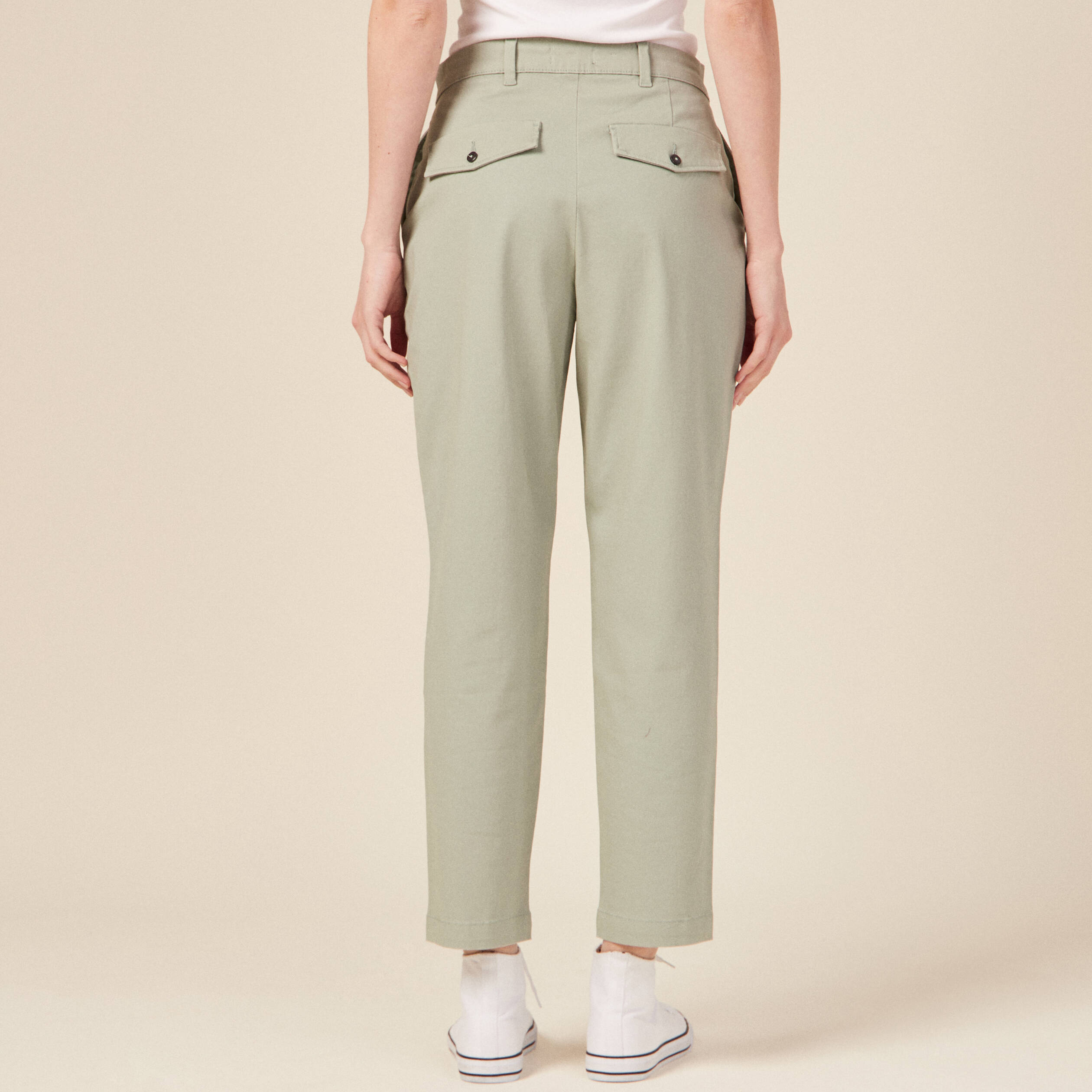 Pantalon chino fluide vert olive femme