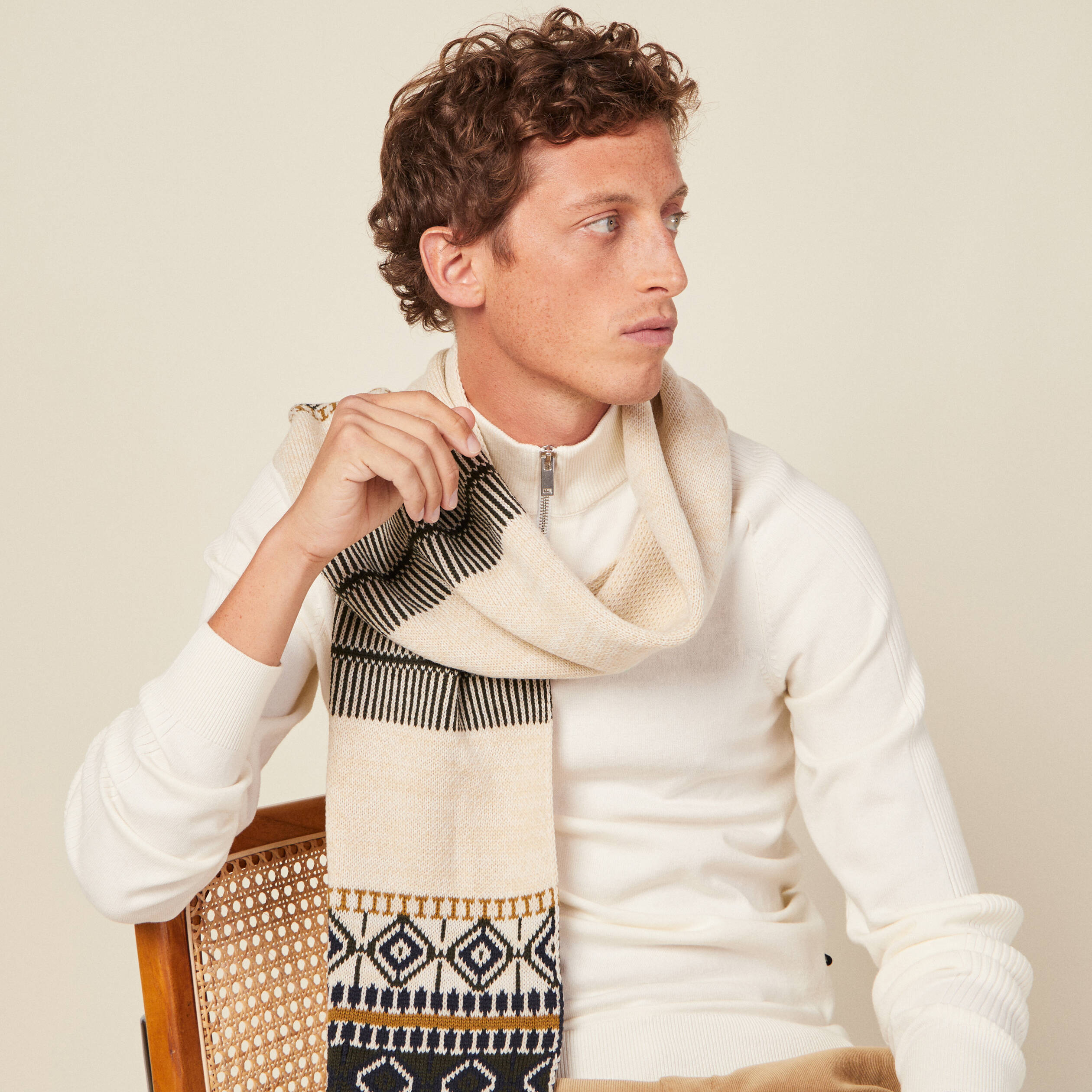 Shawl Ã©charpe Gucci Beige Echarpe Homme Gucci GUCCI Echarpe 100