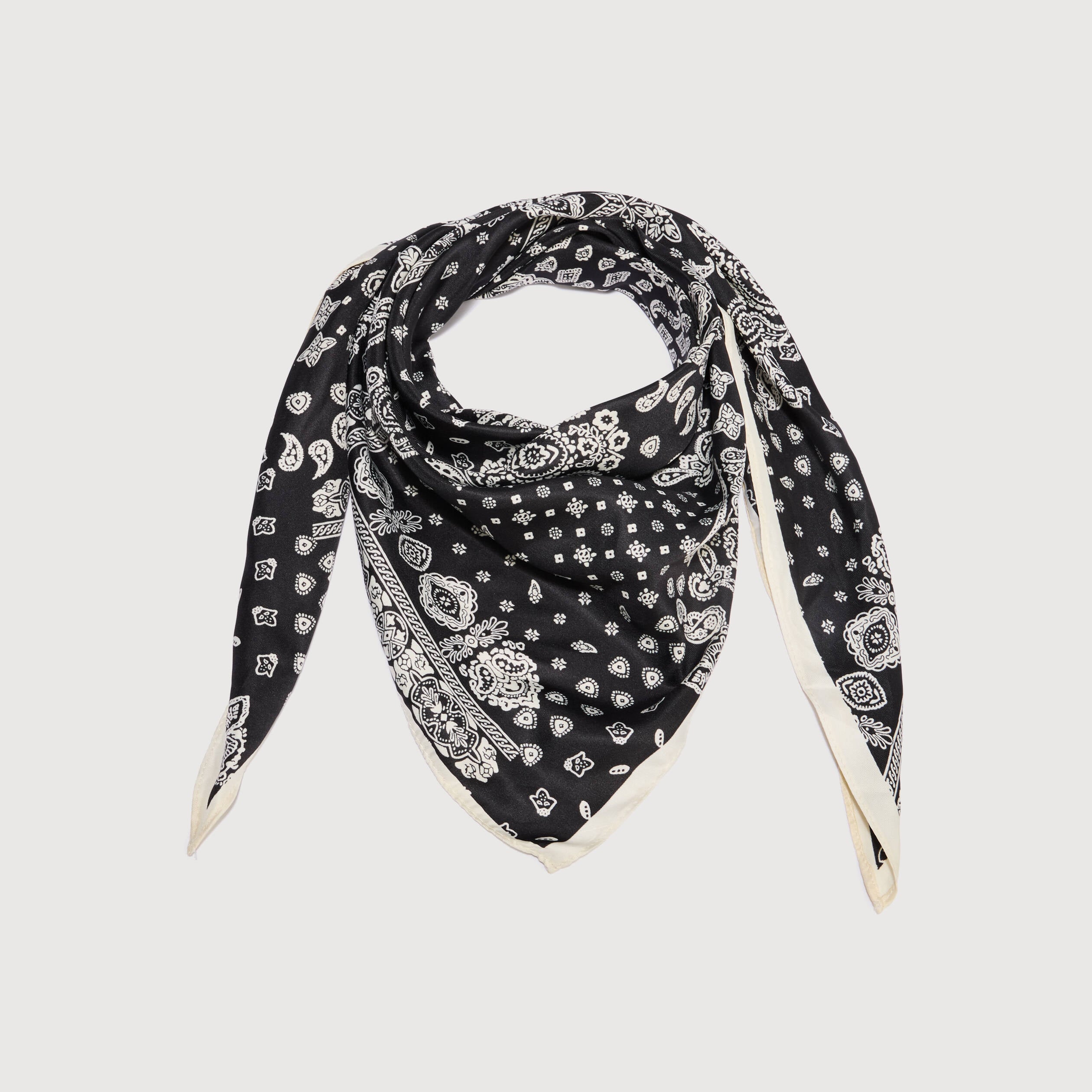 Foulard satin&eacute; noir femme