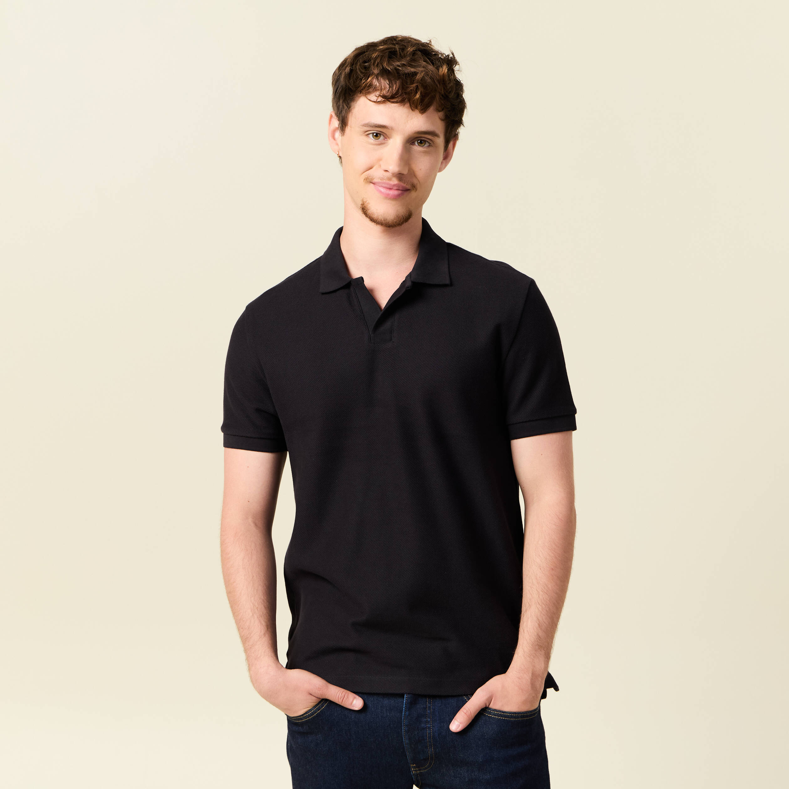 polo cintre manches courtes en coton noir homme Polo cintré manches courtes en coton noir homme