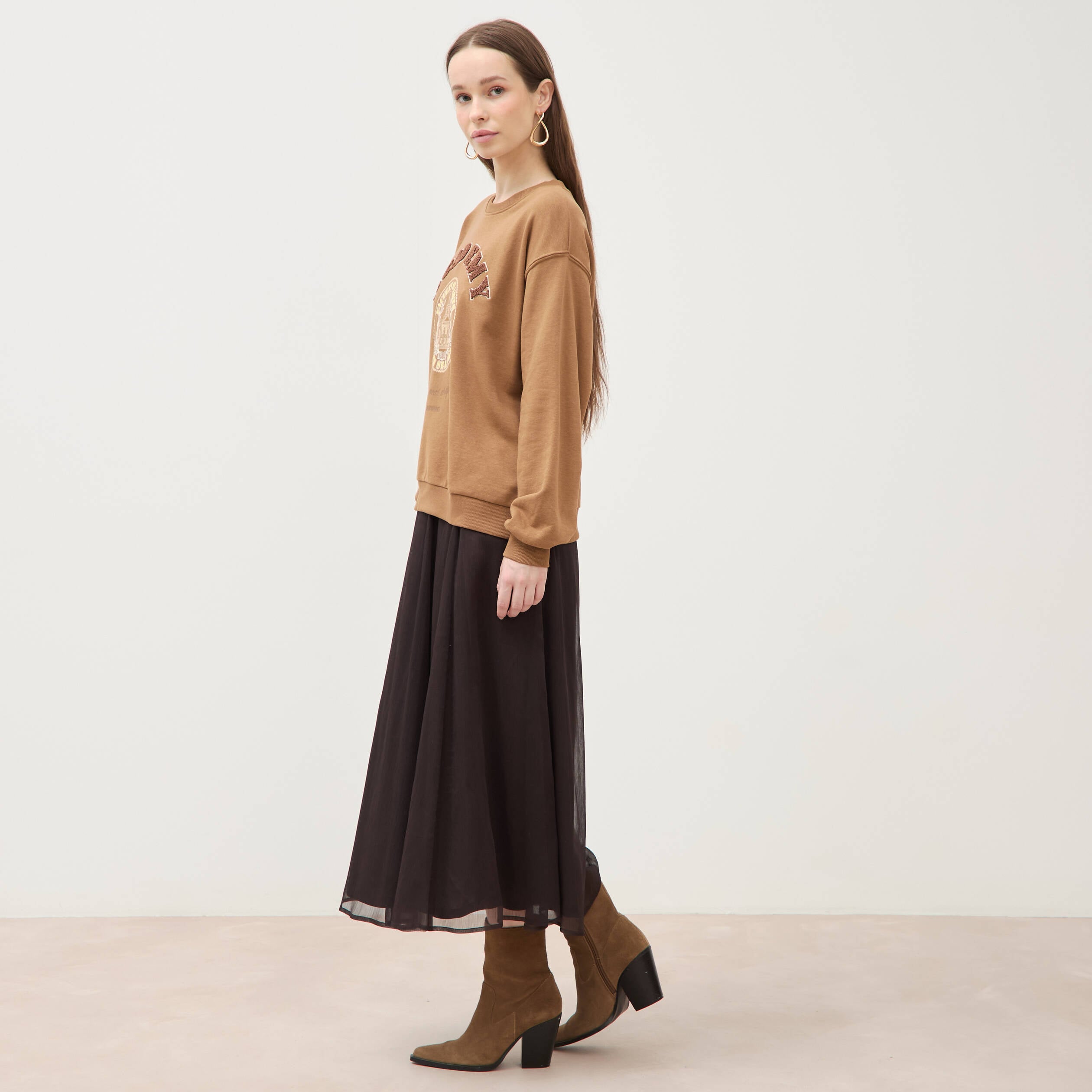 Sweat col rond manches longues marron femme