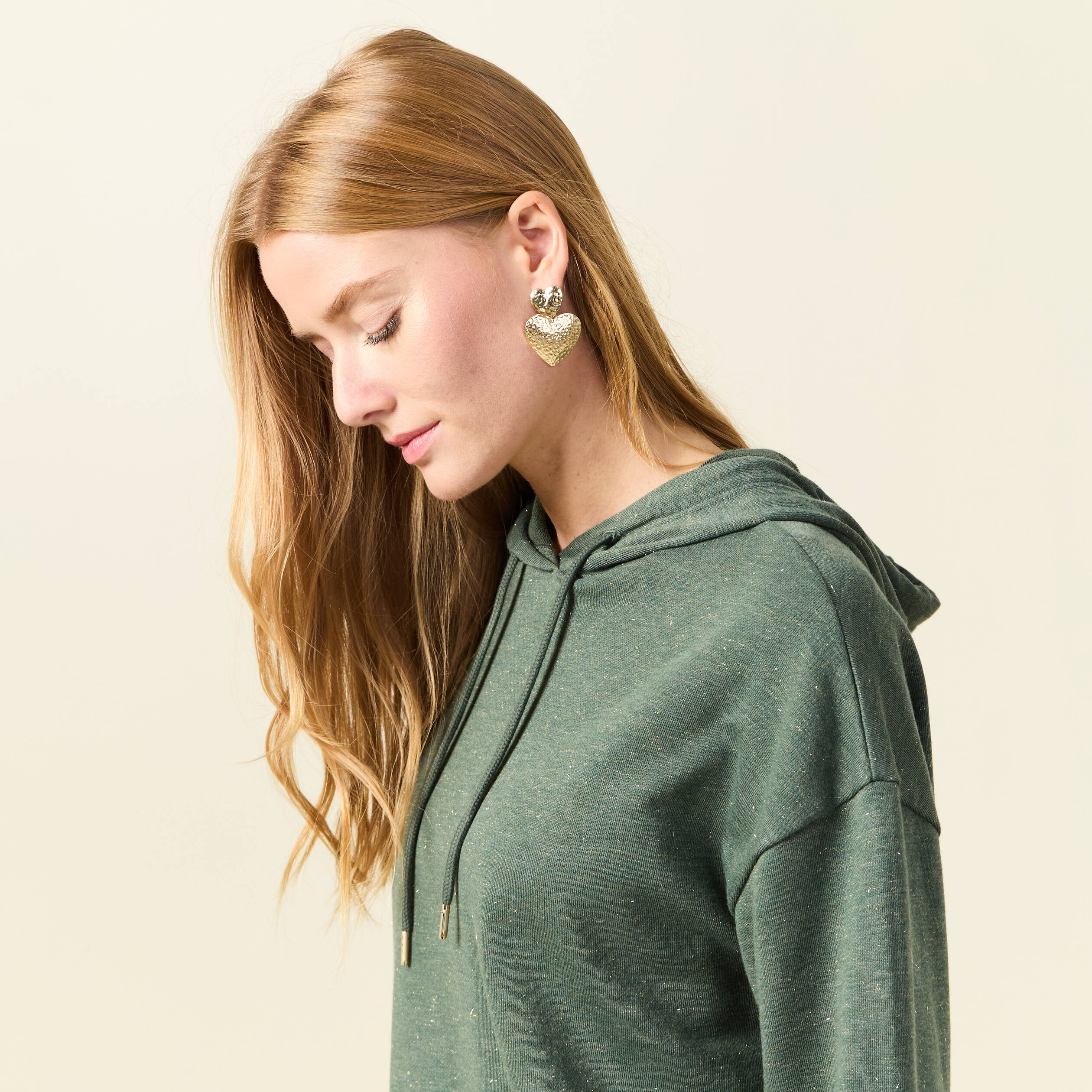 sweat a capuche brillant vert kaki femme Sweat à capuche brillant vert kaki femme