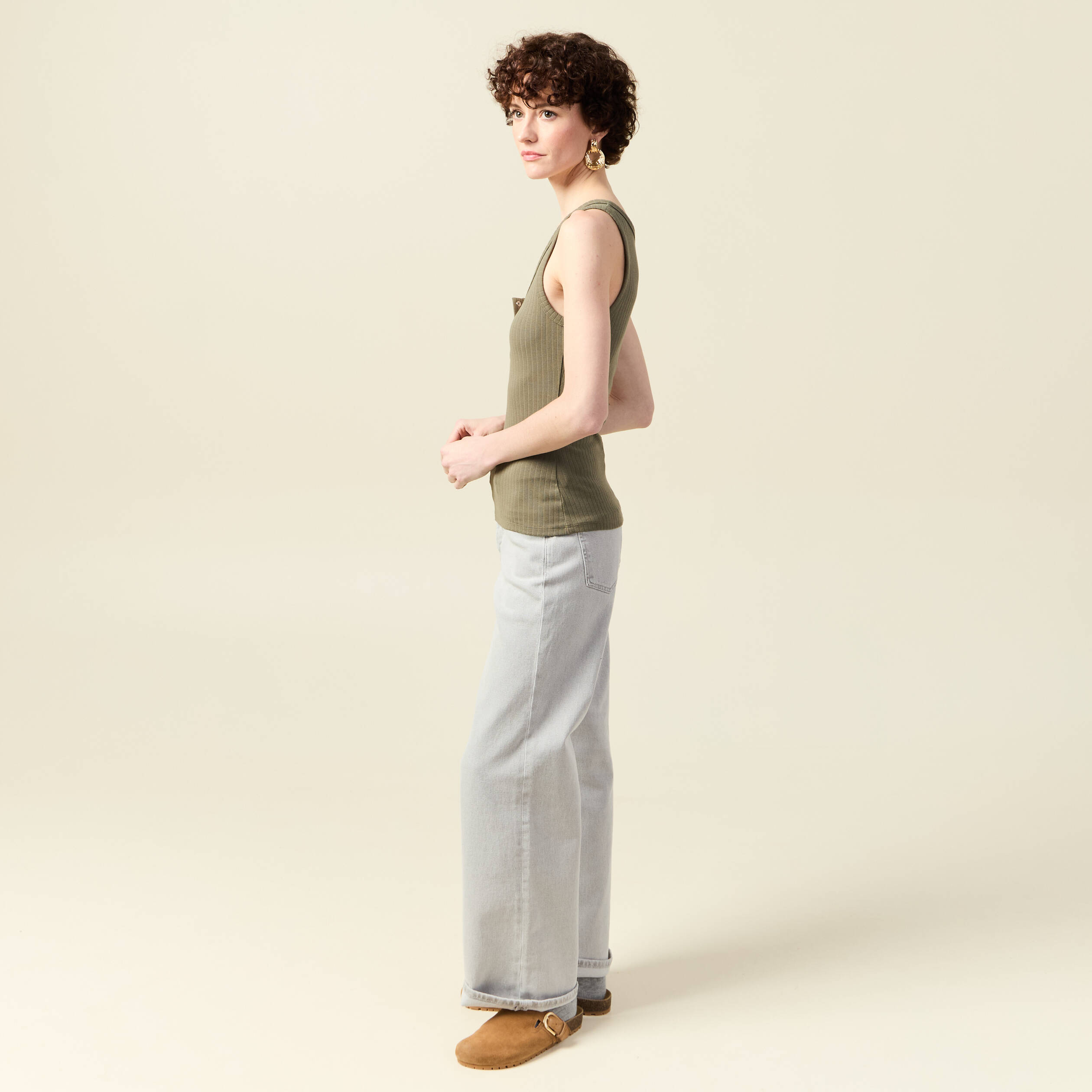 debardeur sans manches vert kaki femme Débardeur sans manches vert kaki femme