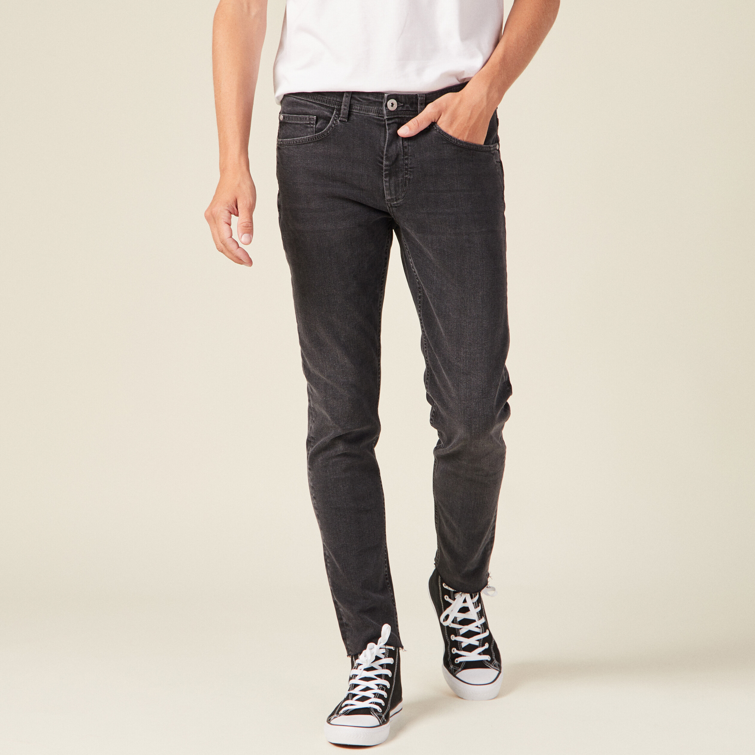 Jean deals gris homme