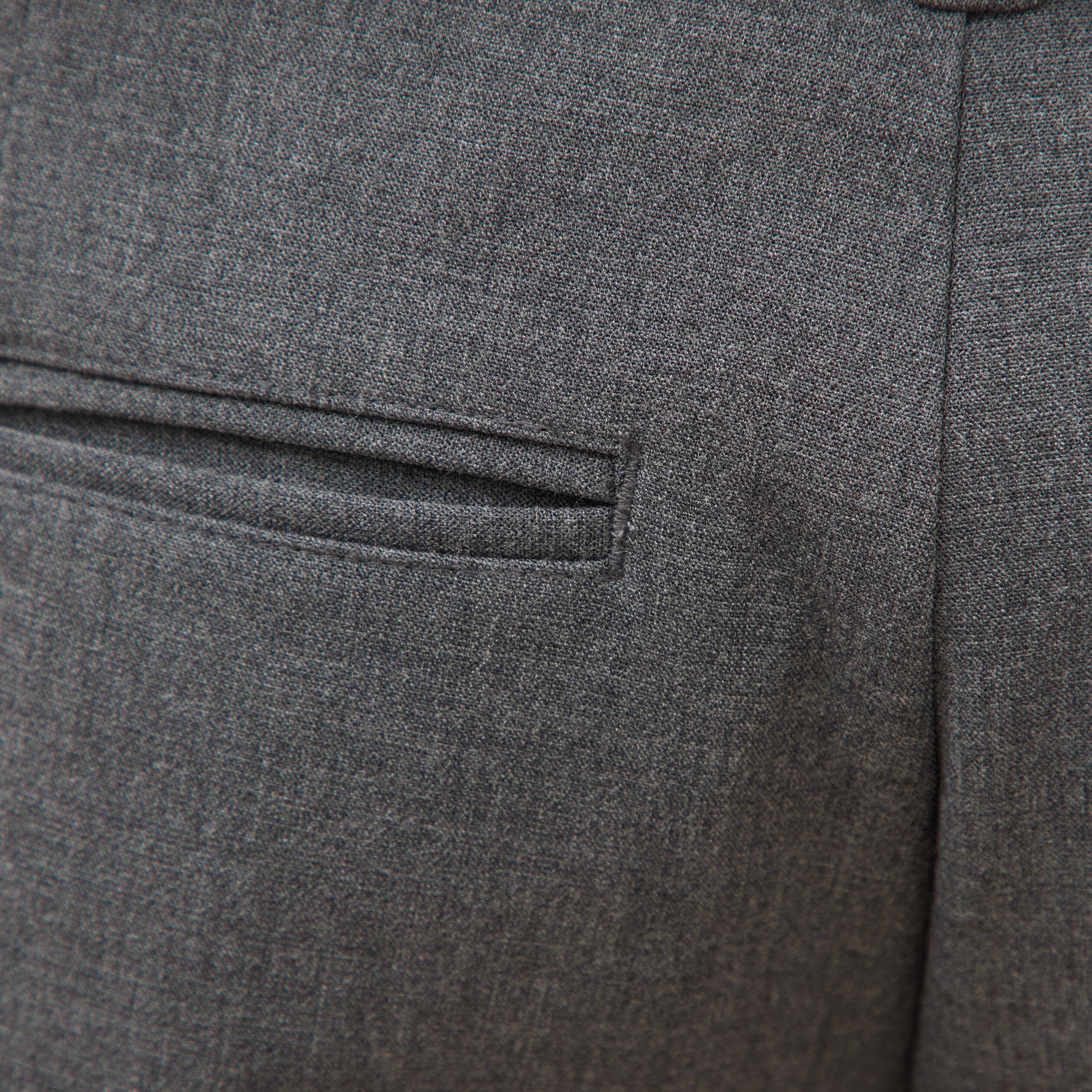 Pantalon droit longueur 32 gris fonc&eacute; homme