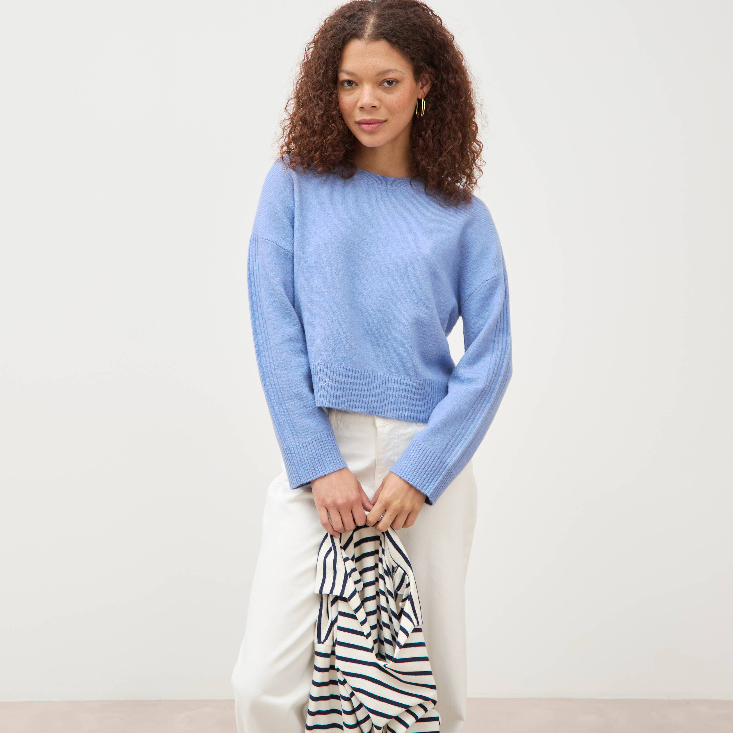 Pull col rond manches longues bleu clair femme