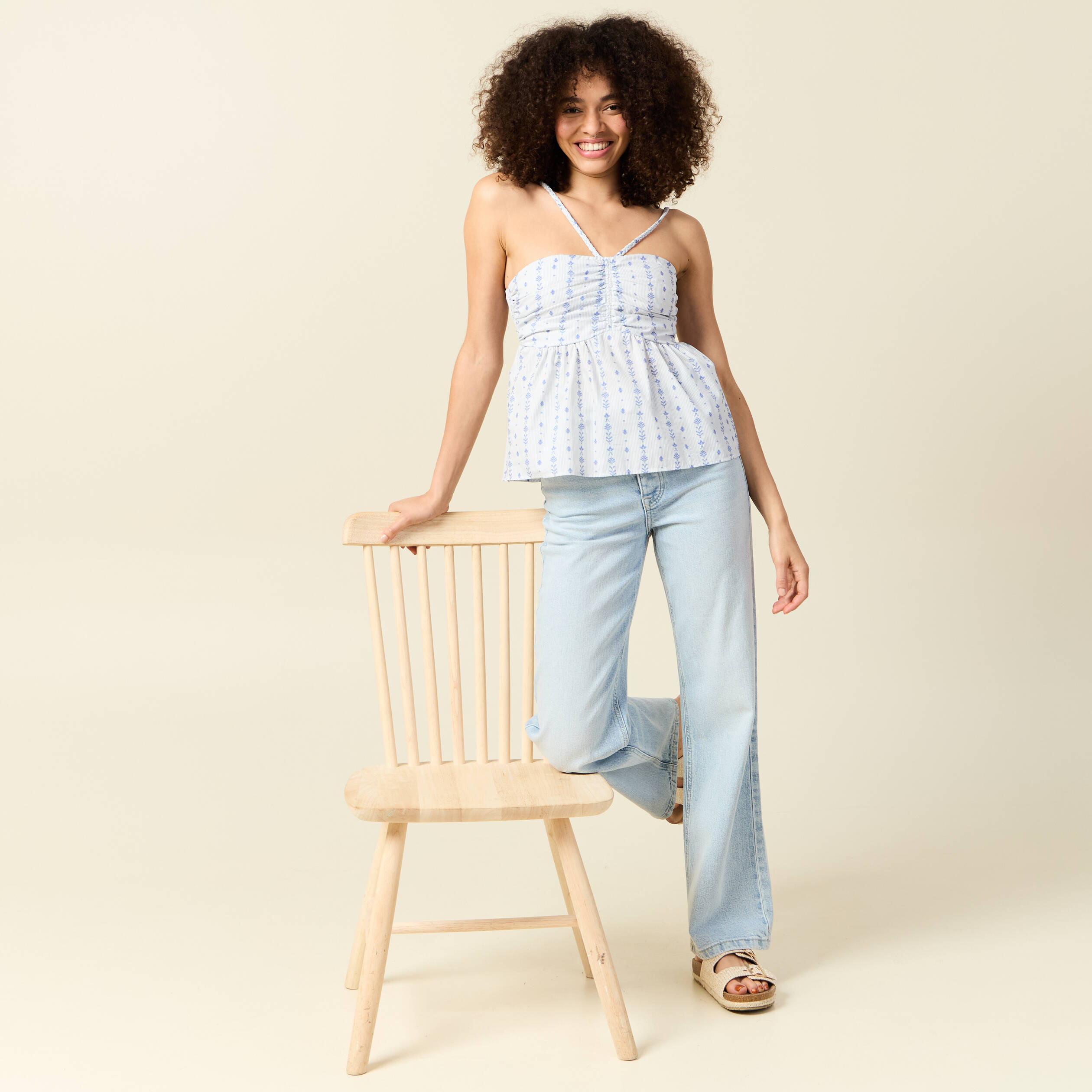 top col droit a bretelles en coton bleu clair femme Top col droit à bretelles en coton bleu clair femme