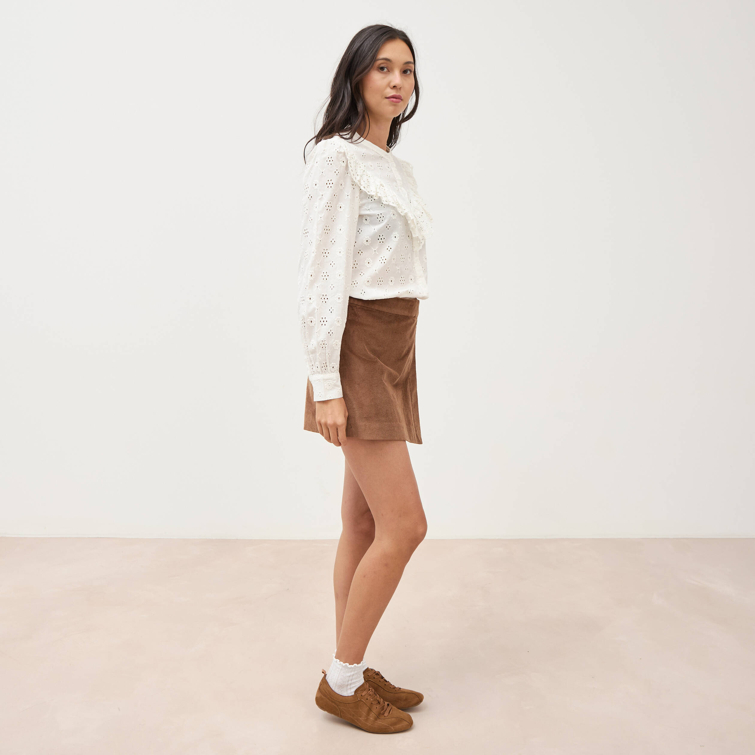 Chemise en coton avec dentelle ecru femme