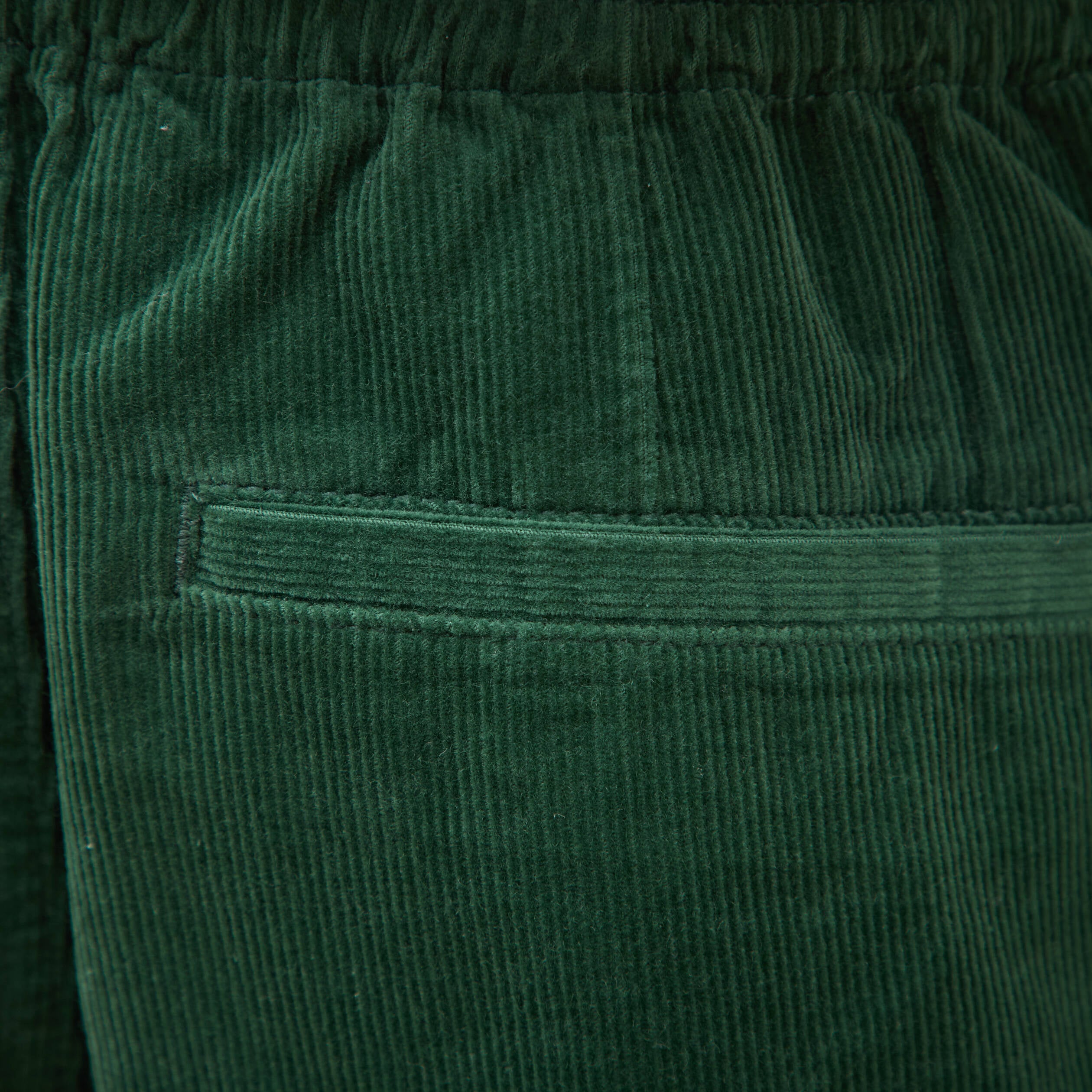 Bermuda en velours vert homme