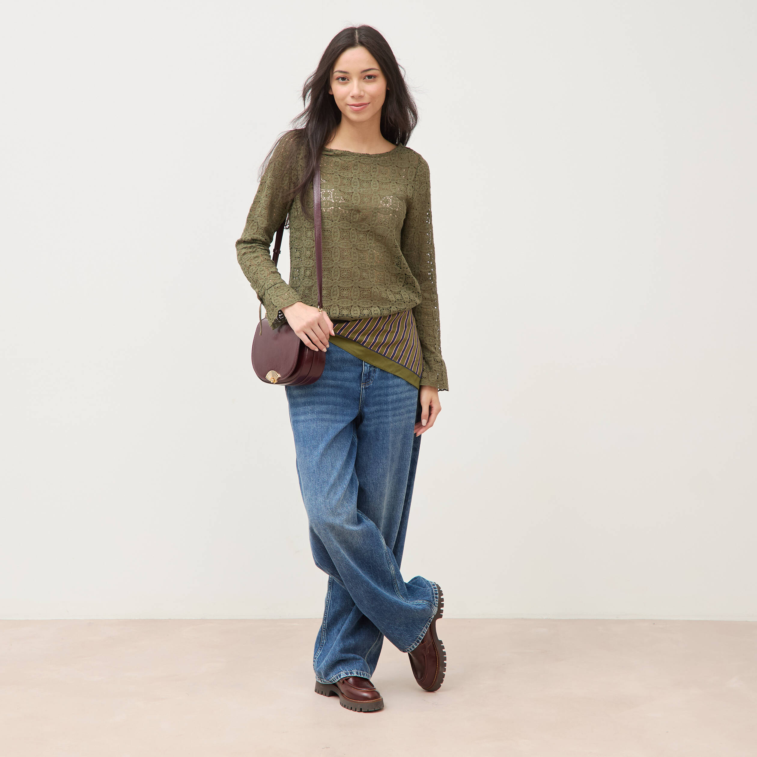 T-shirt manches longues en dentelle vert kaki femme