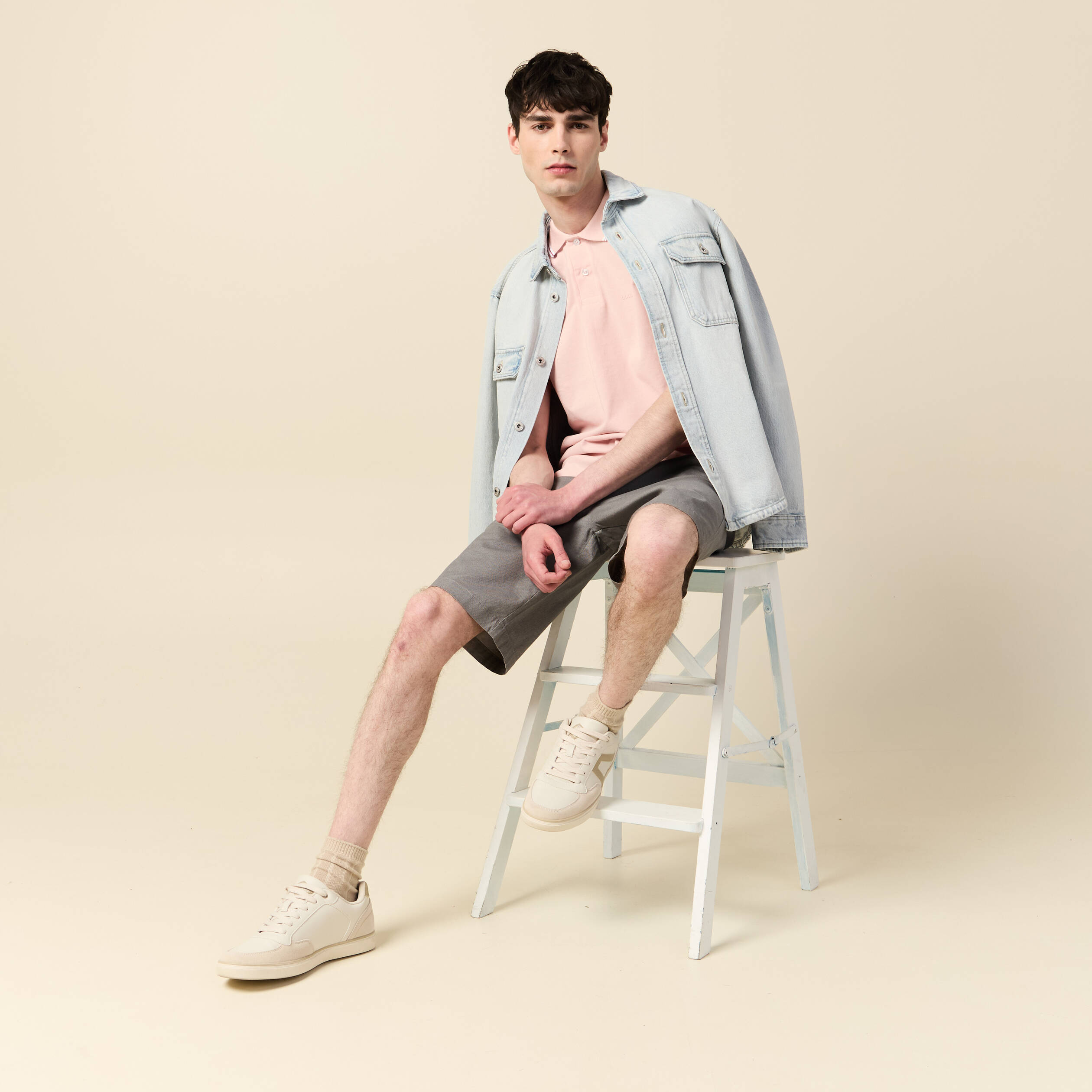 Polo cintr&eacute; en coton manches courtes rose clair homme