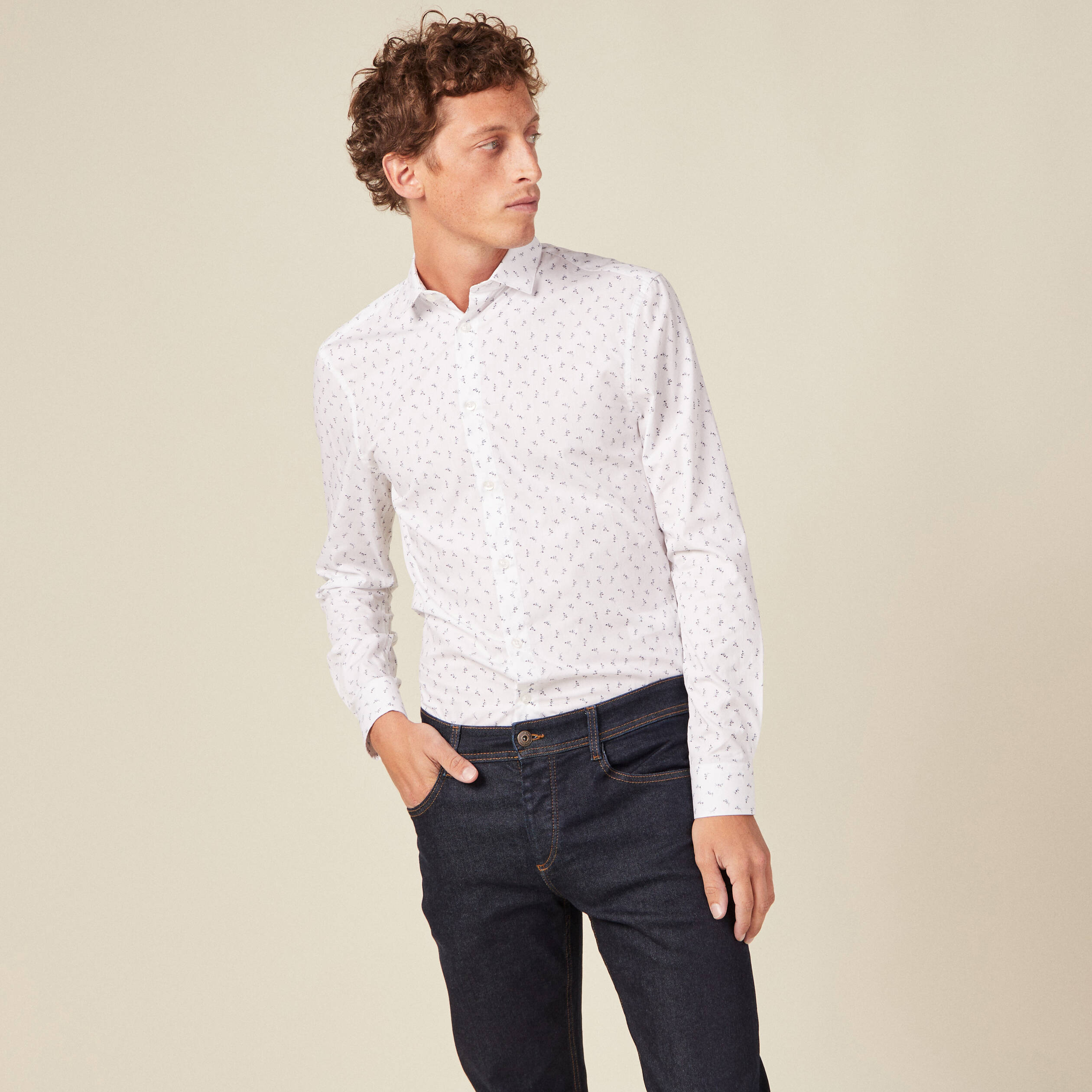 Chemise cintr&eacute;e en coton manches longues blanc homme
