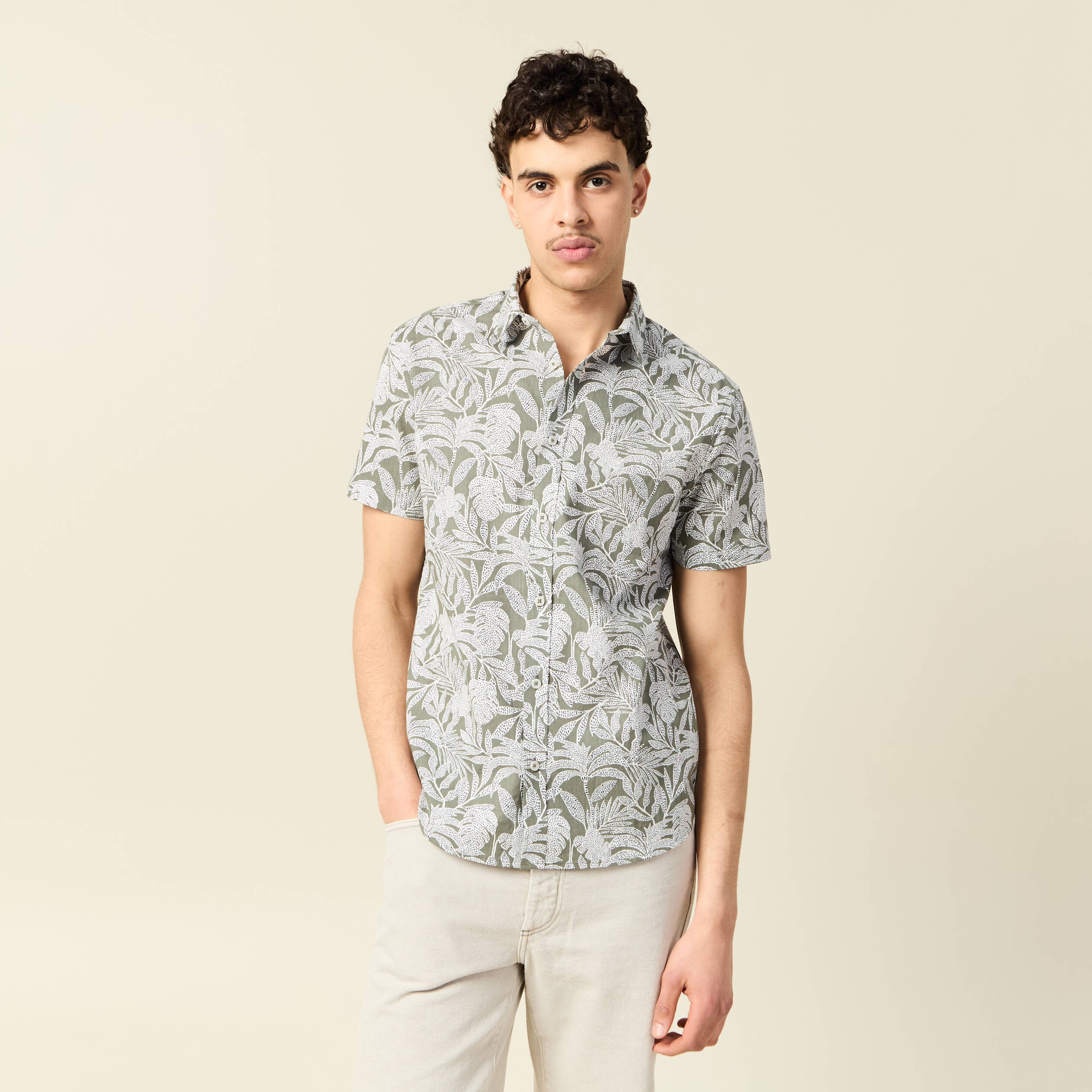 chemise manches courtes vert kaki homme Chemise manches courtes vert kaki homme