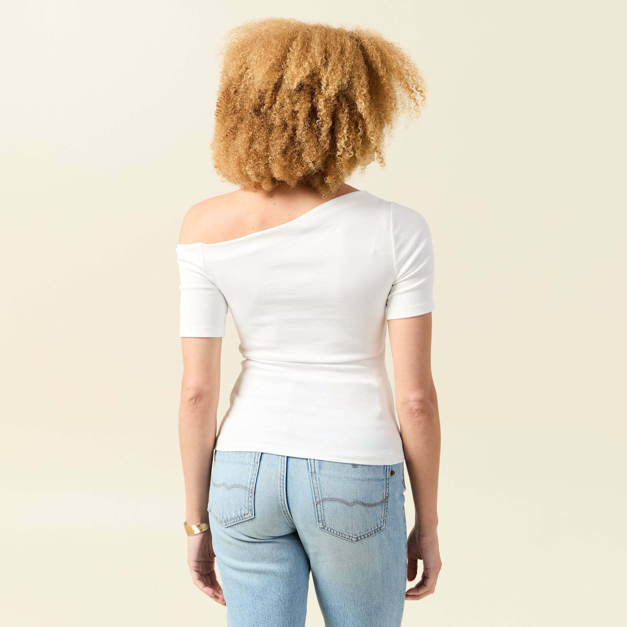 t shirt asymetrique manches courtes ecru femme T-shirt asymétrique manches courtes ecru femme