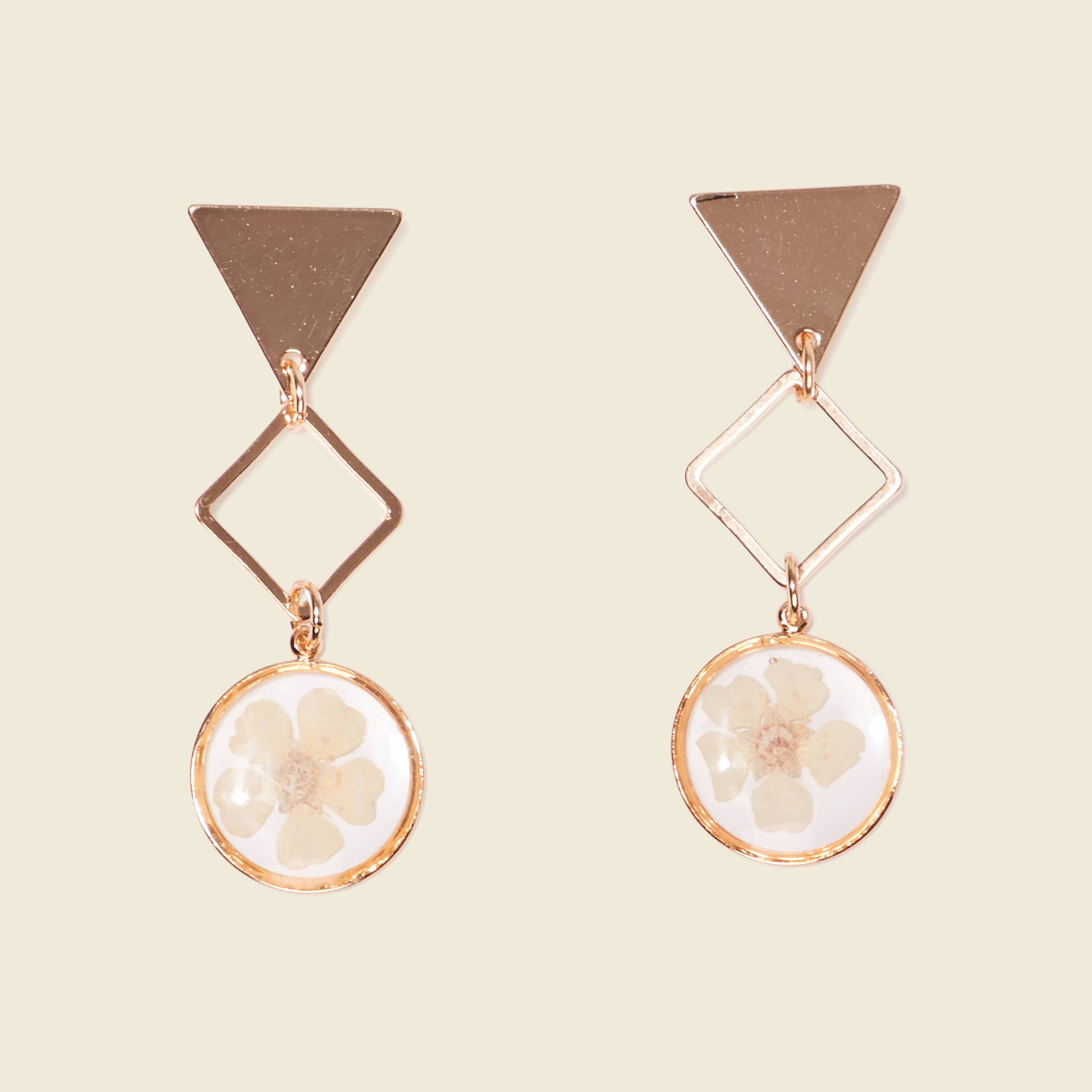 boucles doreilles pendantes ecru femme Boucles d'oreilles pendantes ecru femme