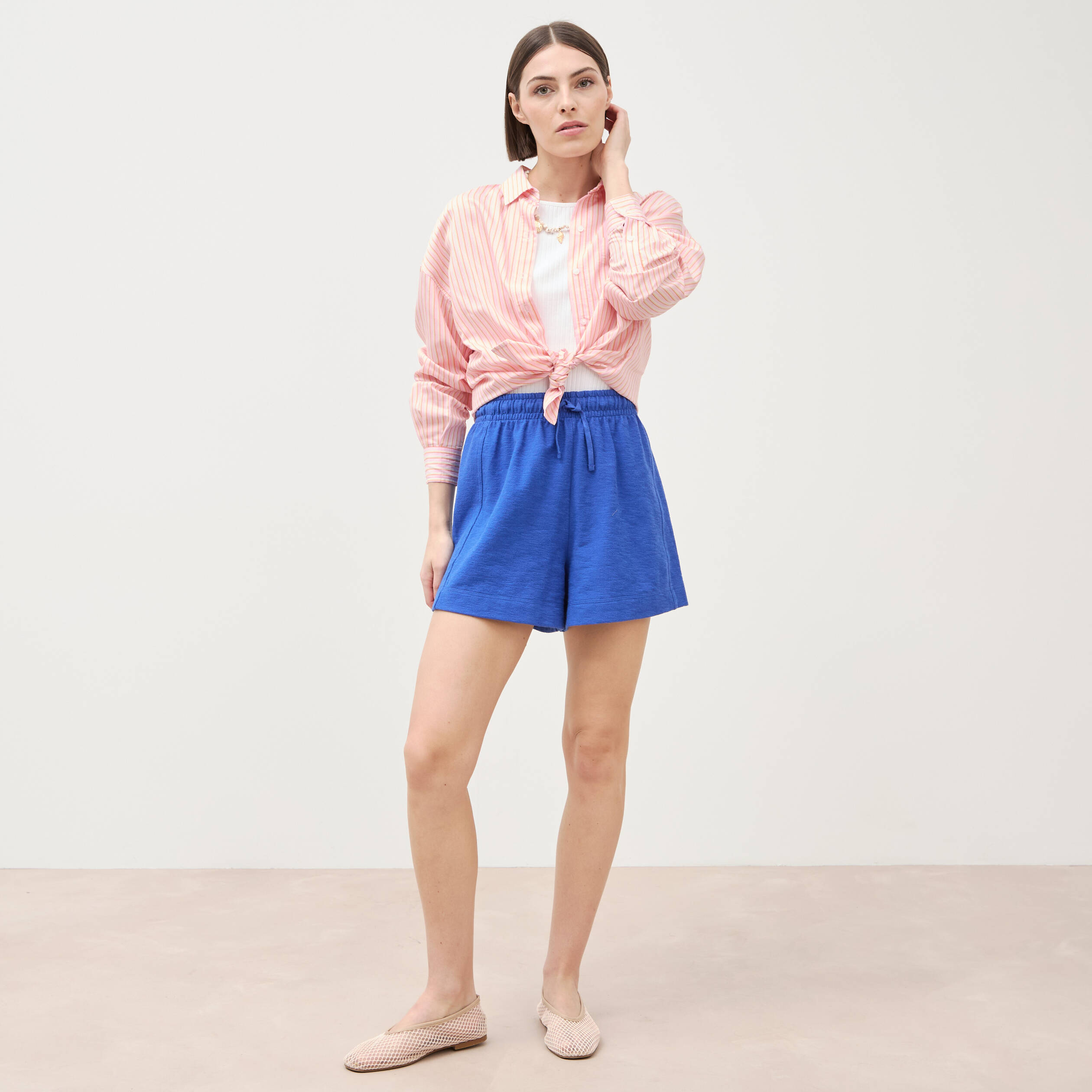 Short taille haute en maille ray&eacute;e bleu electrique femme