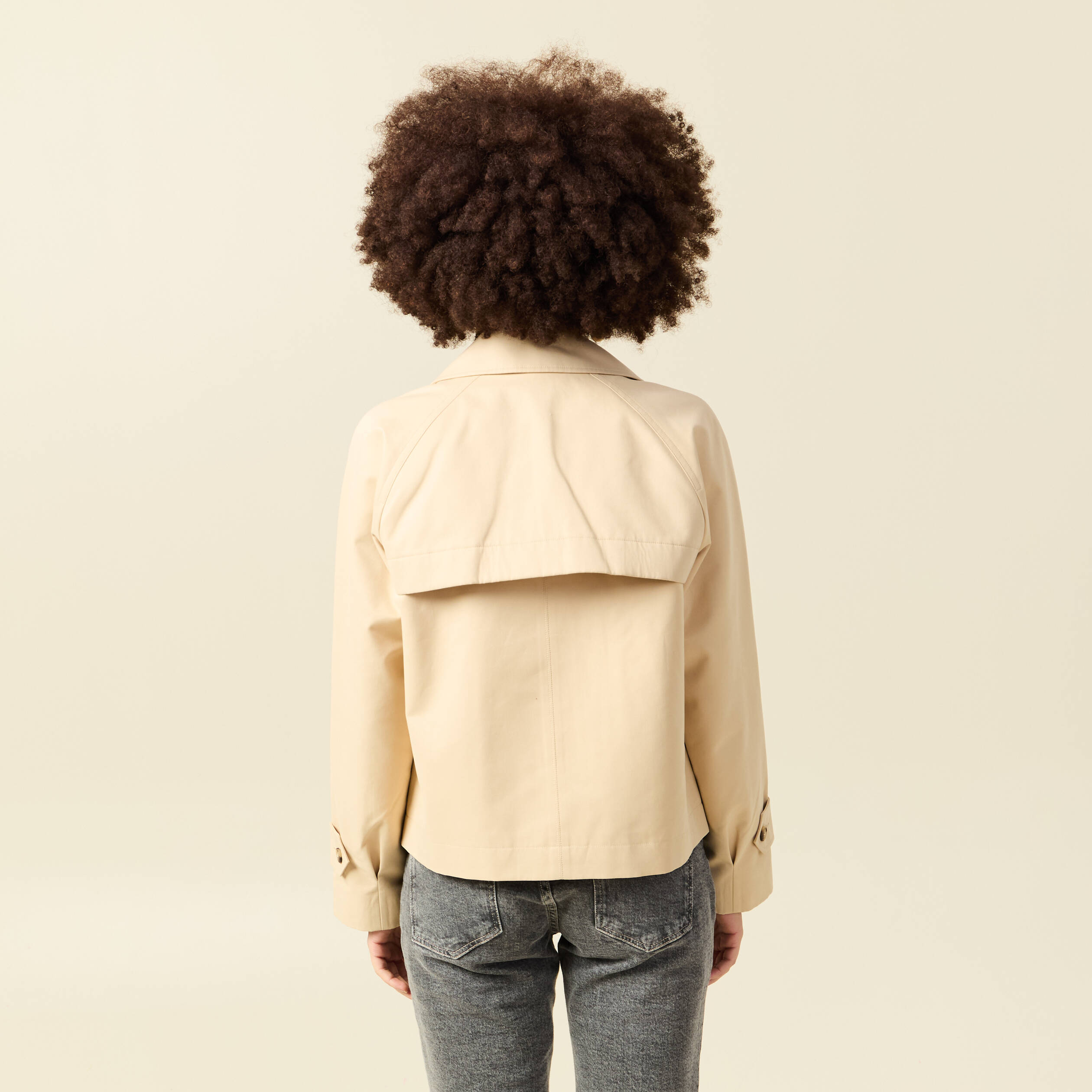 Trench oversize court col tailleur beige femme