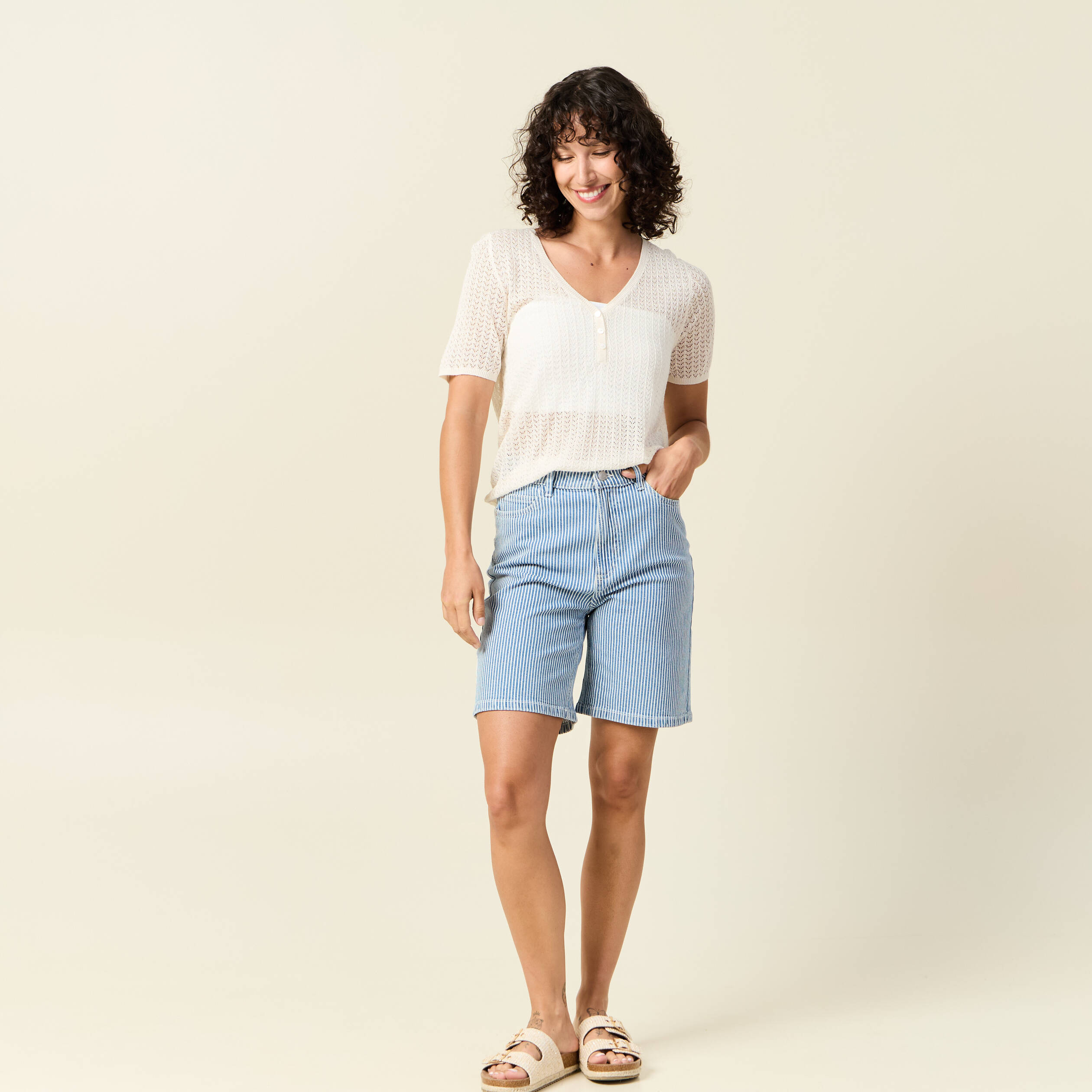 pull manches courtes ajoure creme femme Pull manches courtes ajouré creme femme