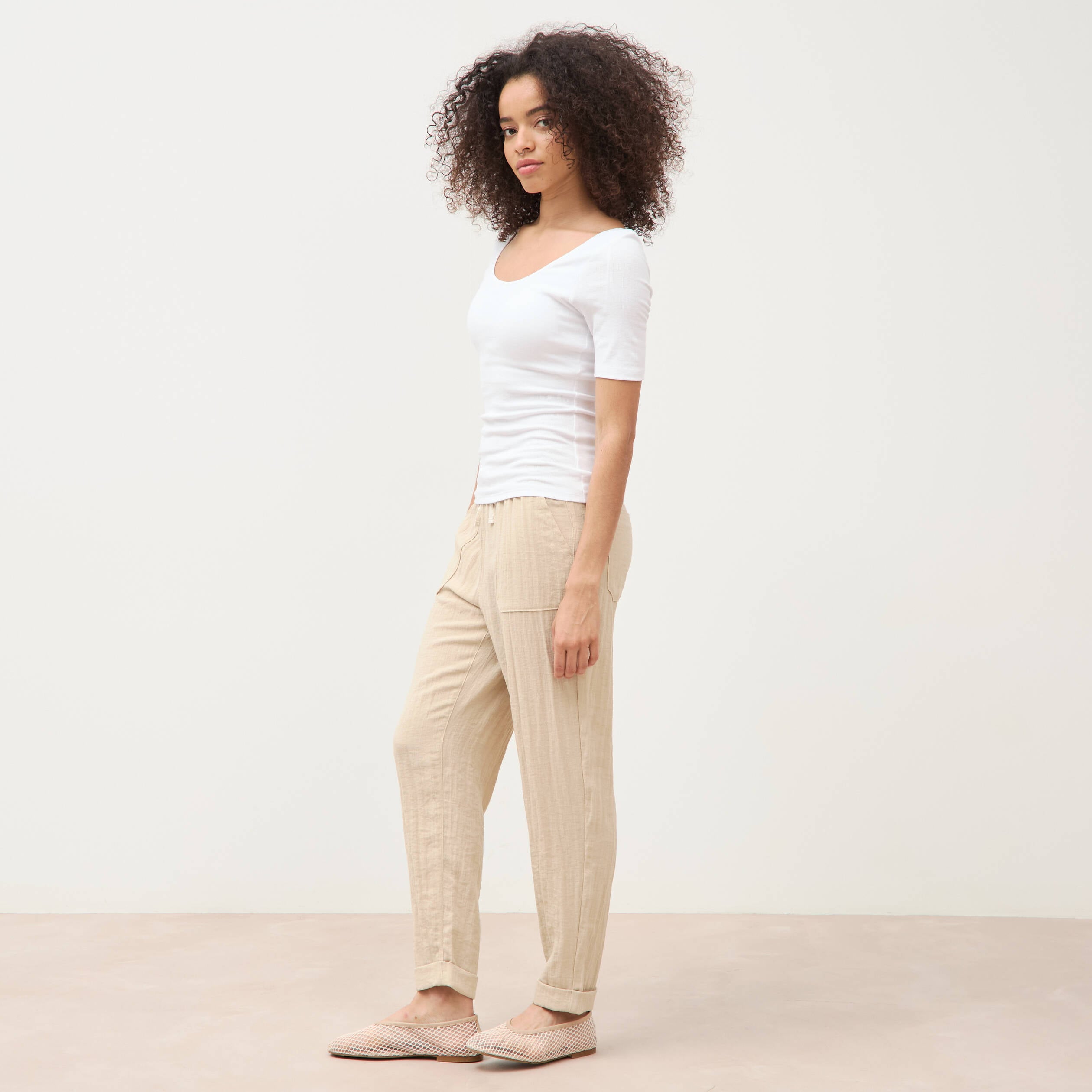 T-shirt ajust&eacute; avec brassi&egrave;re int&eacute;gr&eacute;e blanc femme